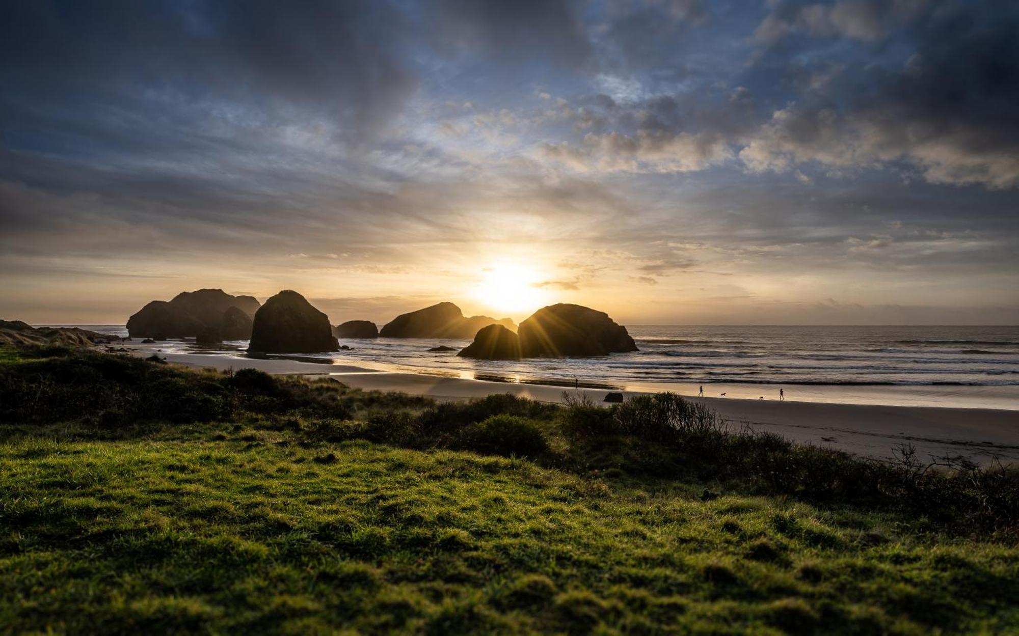 Gold Beach Inn エクステリア 写真