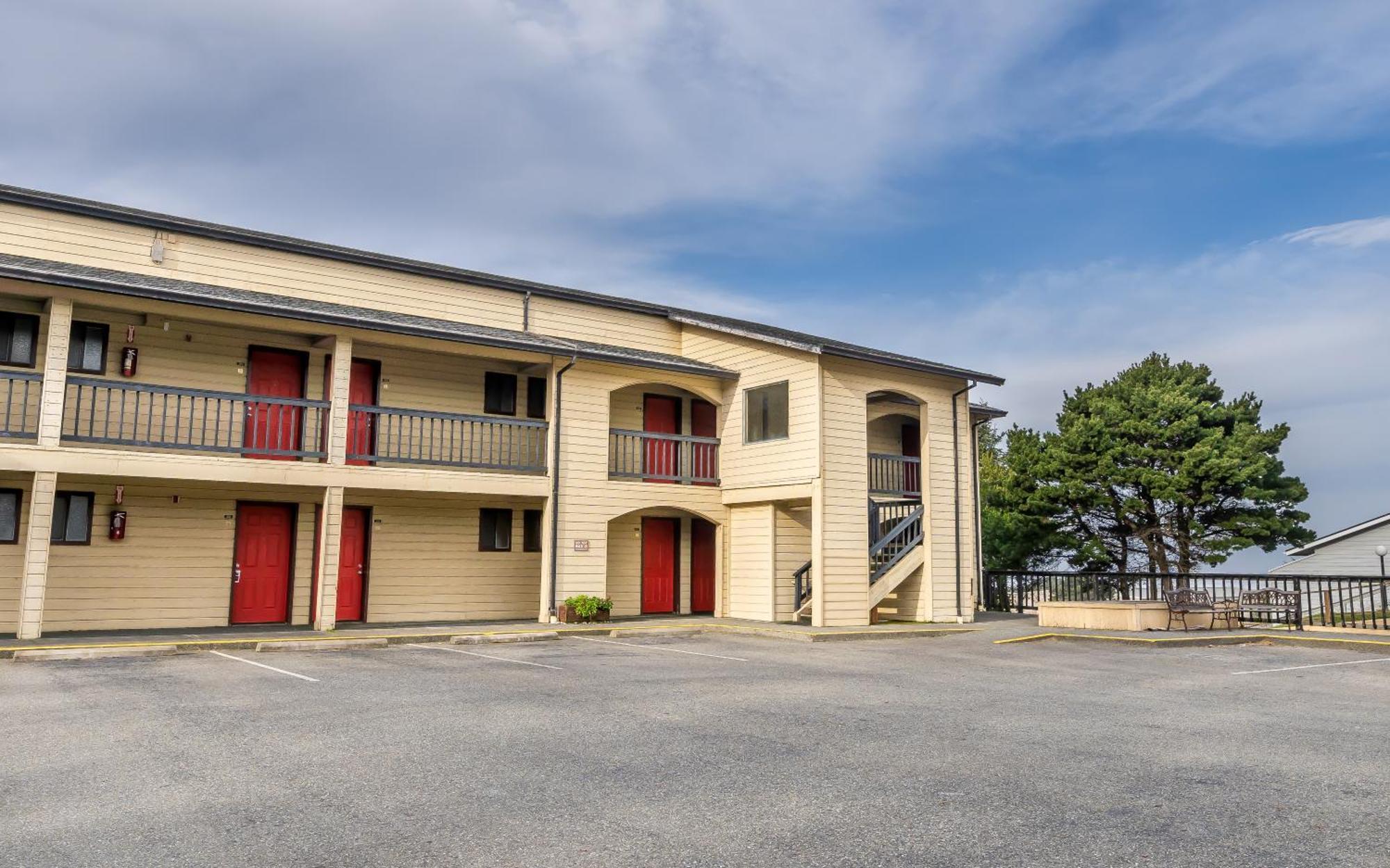 Gold Beach Inn エクステリア 写真