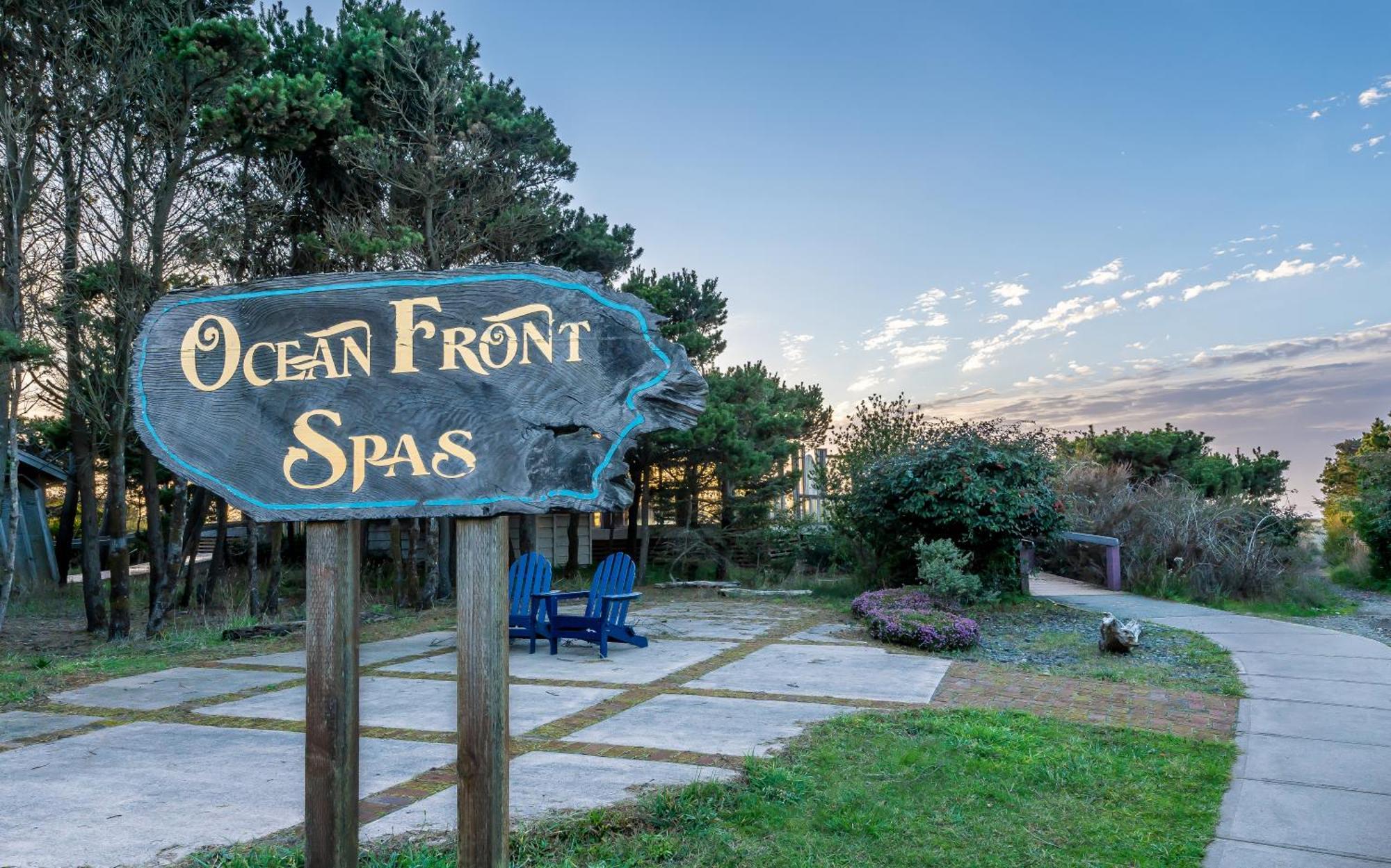 Gold Beach Inn エクステリア 写真