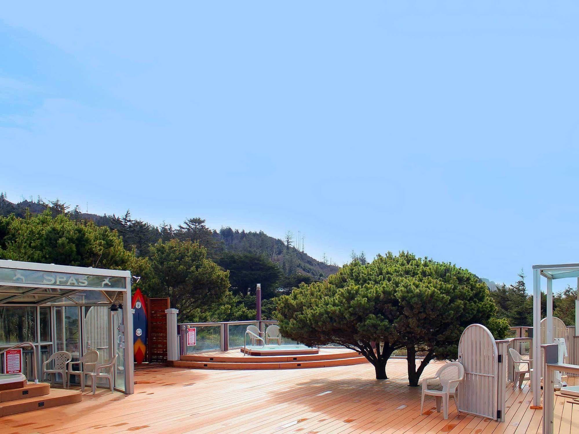Gold Beach Inn エクステリア 写真