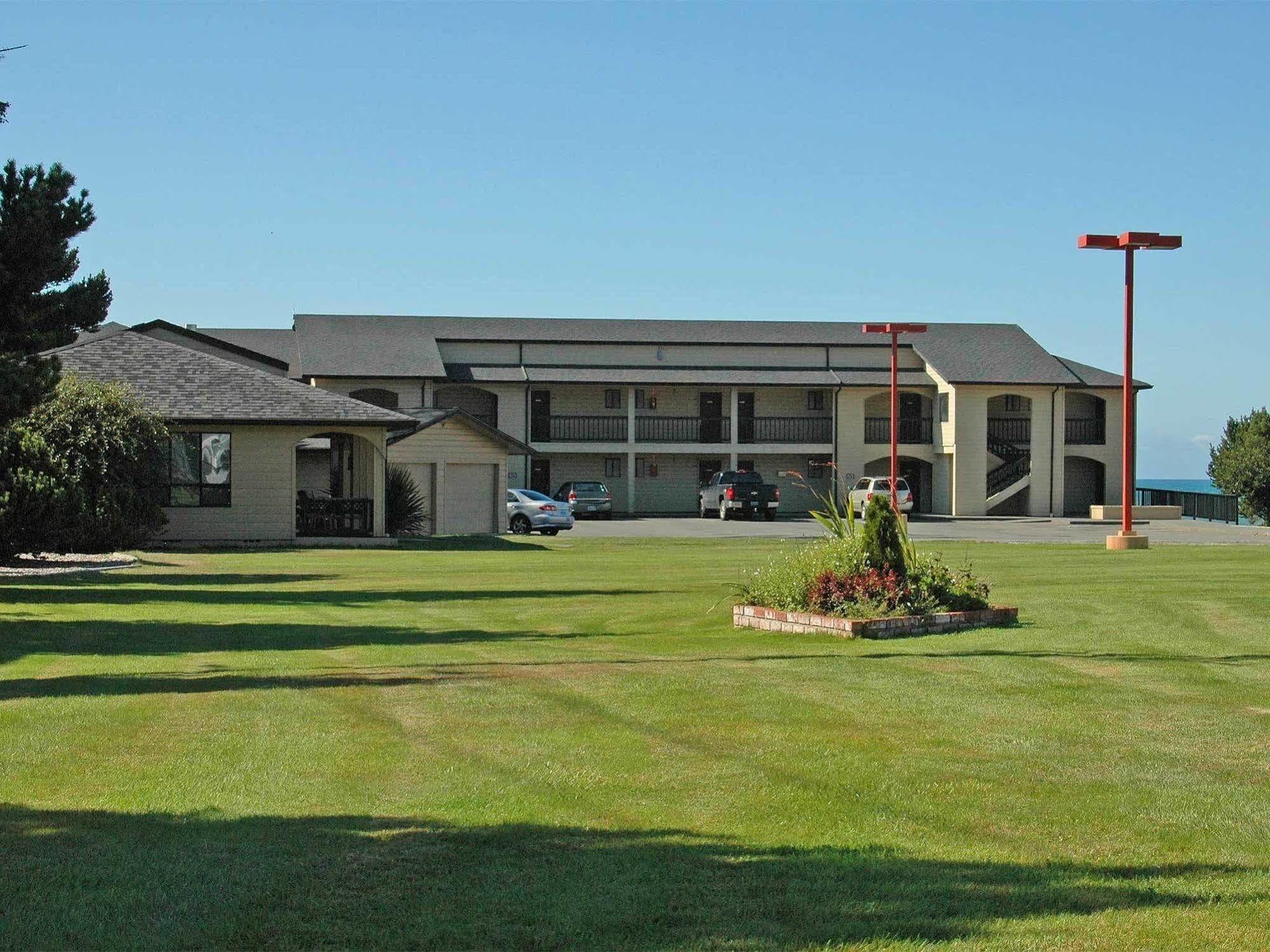 Gold Beach Inn エクステリア 写真